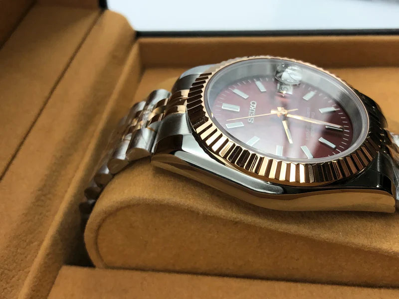 Seikojust | Roman Red Two Tone