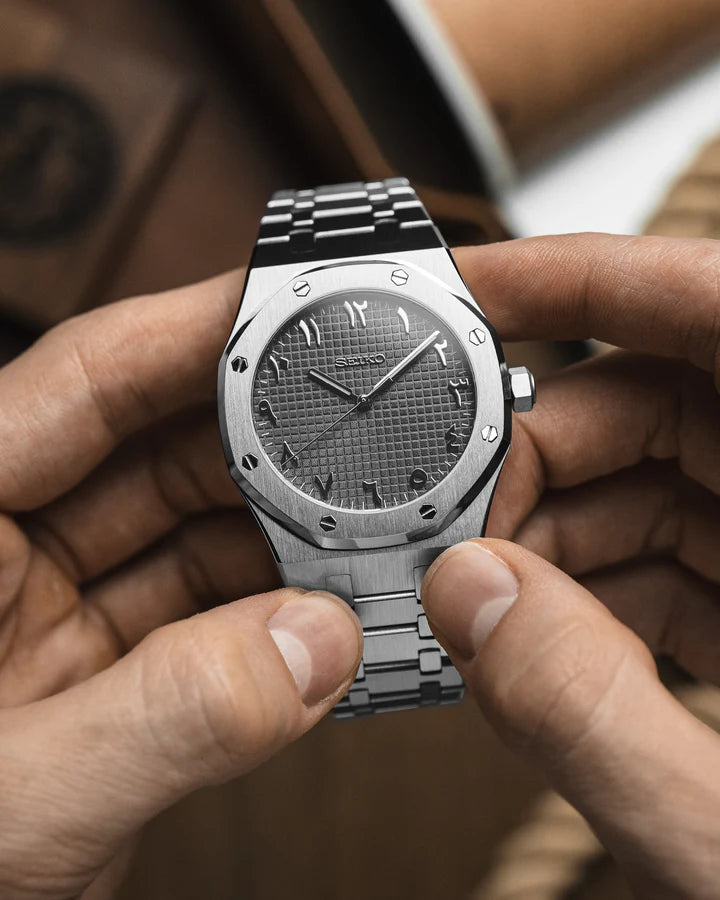 Royal Seikoak | Arabic Graphite