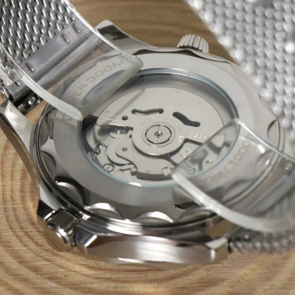 Seikomaster | James Bond 007